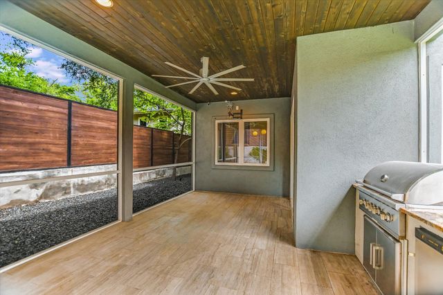2109 W 12th ST, Austin, TX 78703
