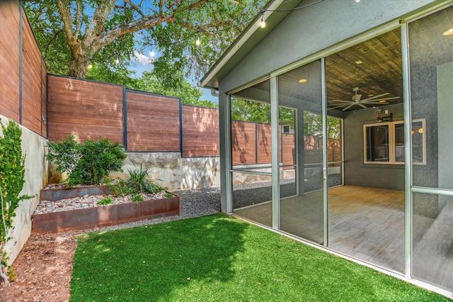 2109 W 12th ST, Austin, TX 78703