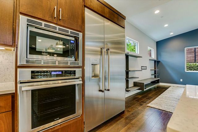 2109 W 12th ST, Austin, TX 78703