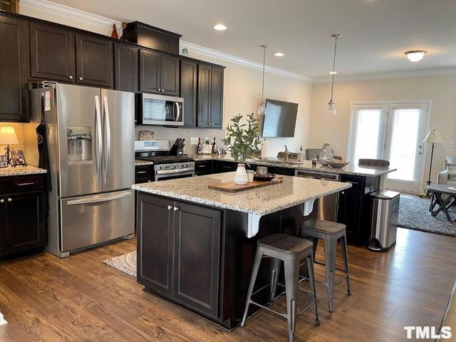 1116 Finch Court, Apex, NC 27502