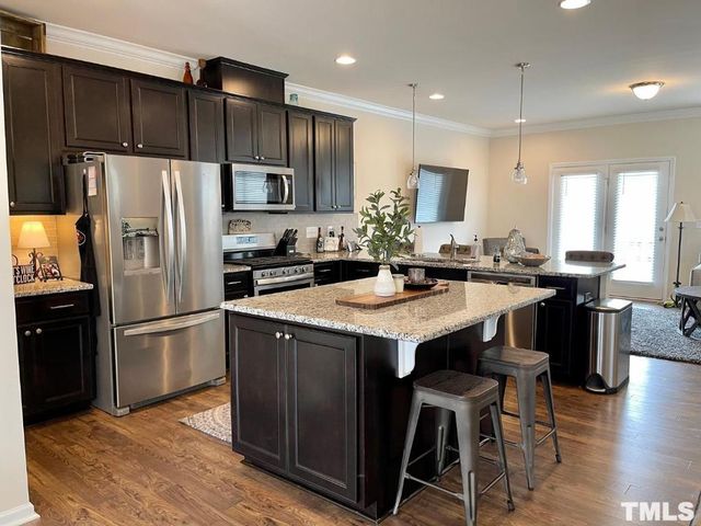 1116 Finch Court, Apex, NC 27502