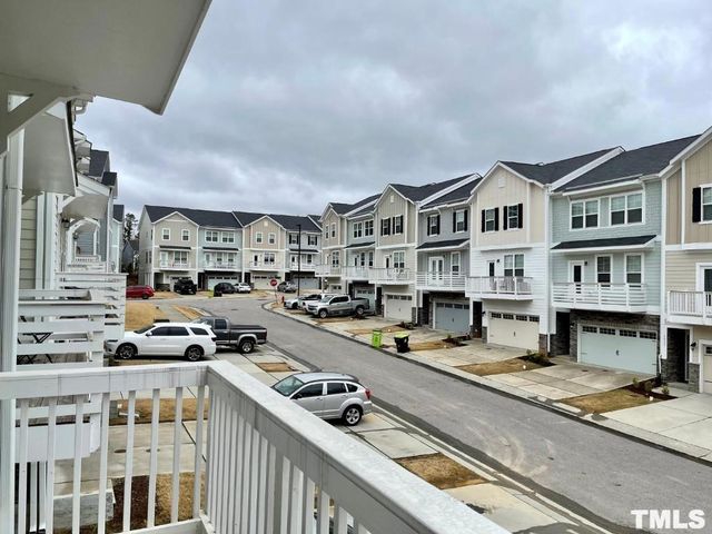 1116 Finch Court, Apex, NC 27502