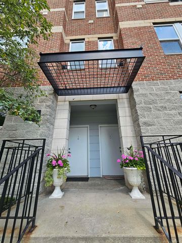 66 Clinton Street, Mt Clemens, MI 48043