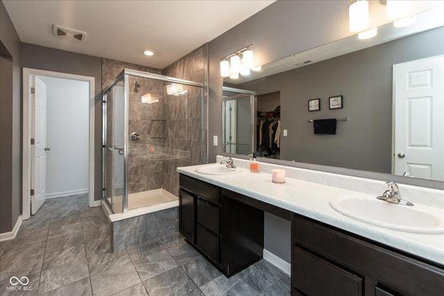 1151 N Aberdeen Drive, Franklin, IN 46131