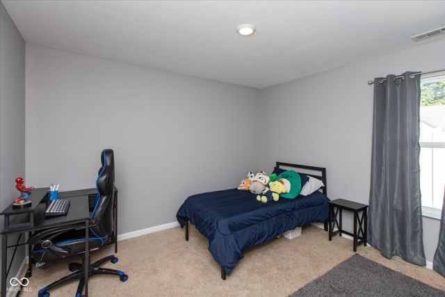 1151 N Aberdeen Drive, Franklin, IN 46131
