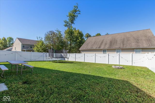 1151 N Aberdeen Drive, Franklin, IN 46131