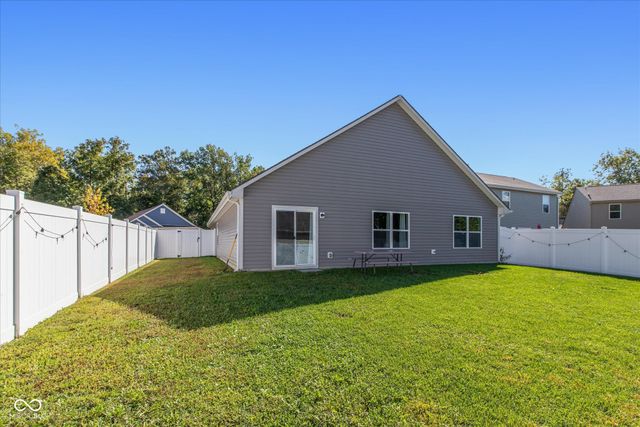 1151 N Aberdeen Drive, Franklin, IN 46131