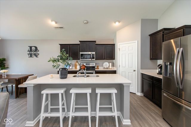 1151 N Aberdeen Drive, Franklin, IN 46131
