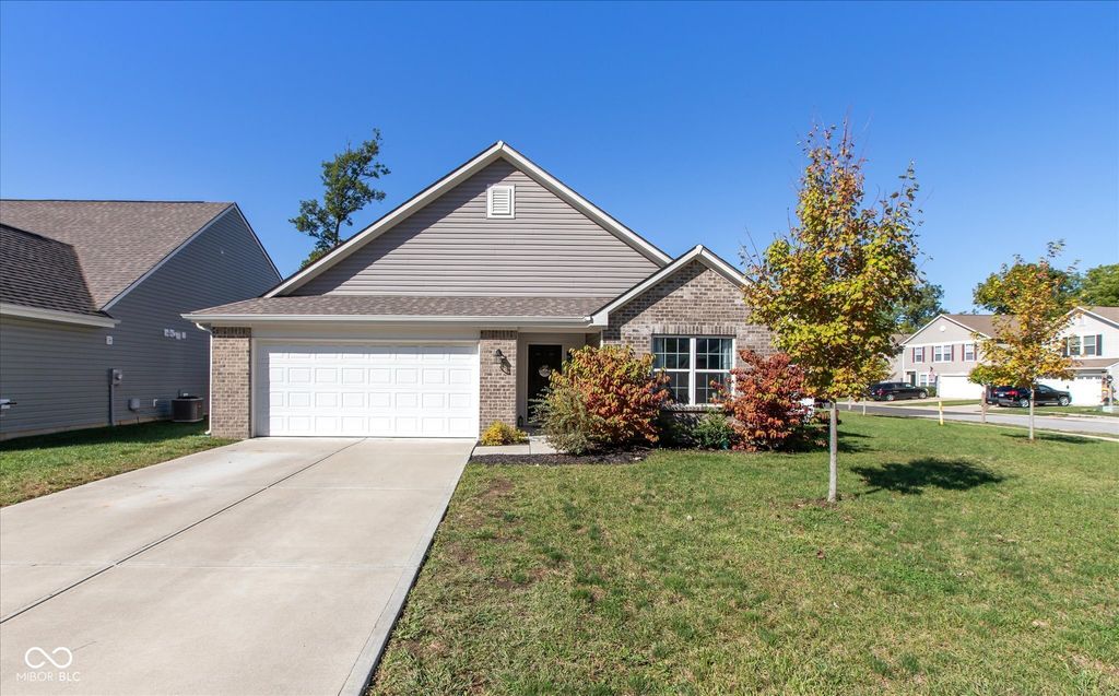1151 N Aberdeen Drive, Franklin, IN 46131