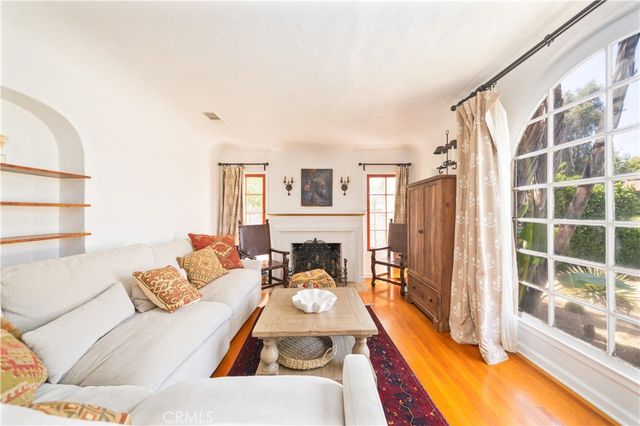 3138 W Commonwealth Avenue, Alhambra, CA 91803