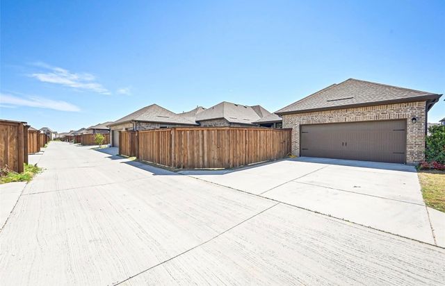 1415 White Squall Trail, Arlington, TX 76005