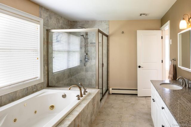 2 Heritage Place, Tappan, NY 10983