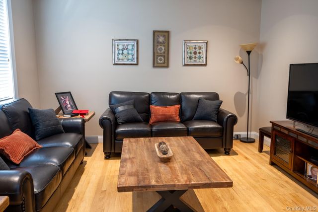 2 Heritage Place, Tappan, NY 10983