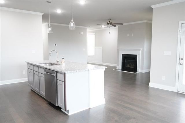 2005 Manor Pointe Drive, Cumming, GA 30041
