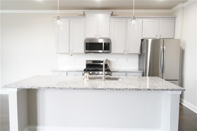 2005 Manor Pointe Drive, Cumming, GA 30041