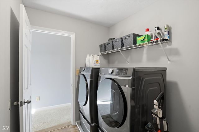 826 Kelly Pass, Greenwood, IN 46143