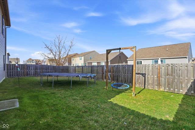 826 Kelly Pass, Greenwood, IN 46143