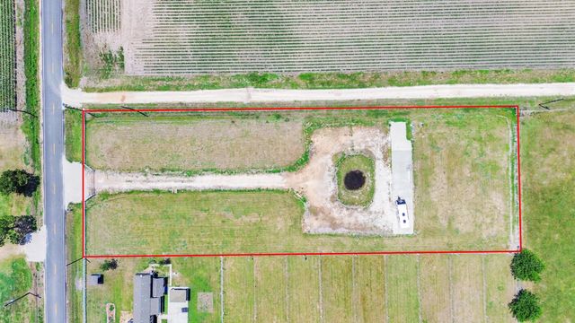 801 Williams Road, East Bernard, TX 77435