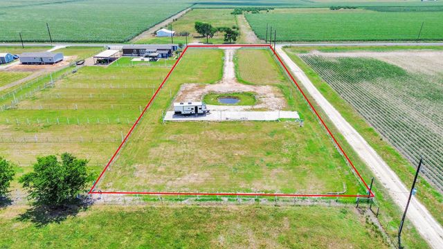 801 Williams Road, East Bernard, TX 77435