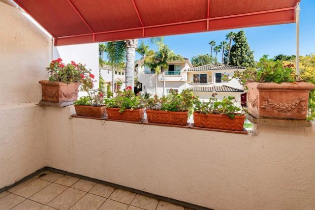 6663 Sitio Palmas, Carlsbad, CA 92009