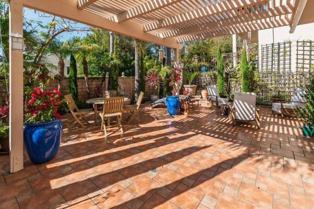 6663 Sitio Palmas, Carlsbad, CA 92009