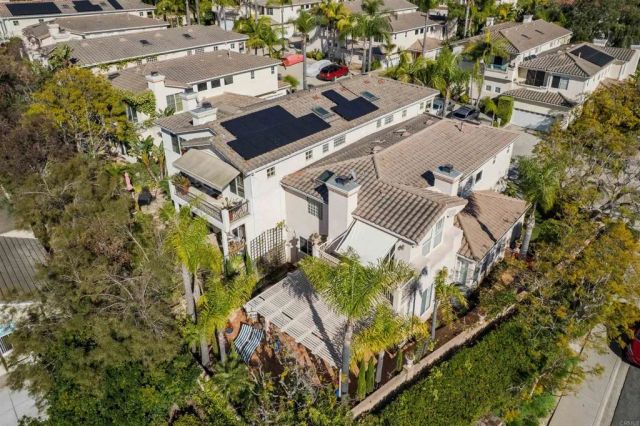 6663 Sitio Palmas, Carlsbad, CA 92009