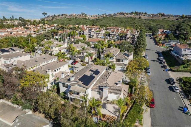 6663 Sitio Palmas, Carlsbad, CA 92009