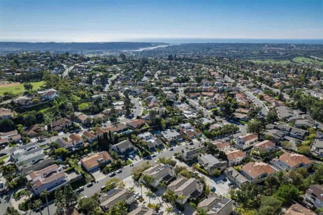 6663 Sitio Palmas, Carlsbad, CA 92009