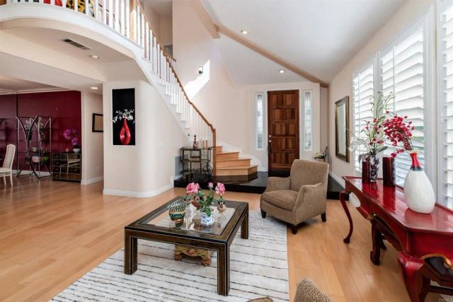 6663 Sitio Palmas, Carlsbad, CA 92009