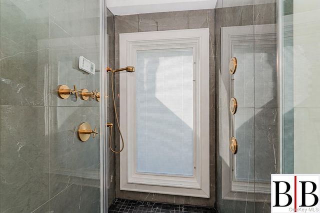 2276 National Drive, Brooklyn, NY 11234