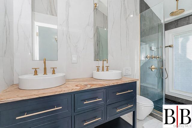 2276 National Drive, Brooklyn, NY 11234