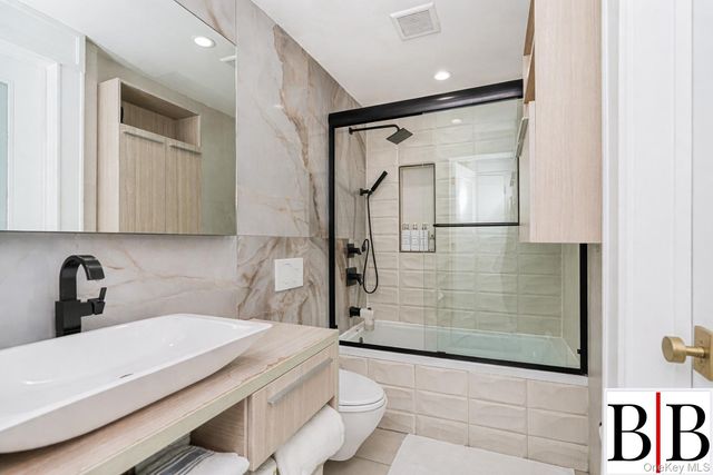 2276 National Drive, Brooklyn, NY 11234