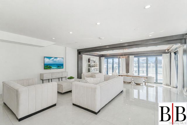 2276 National Drive, Brooklyn, NY 11234