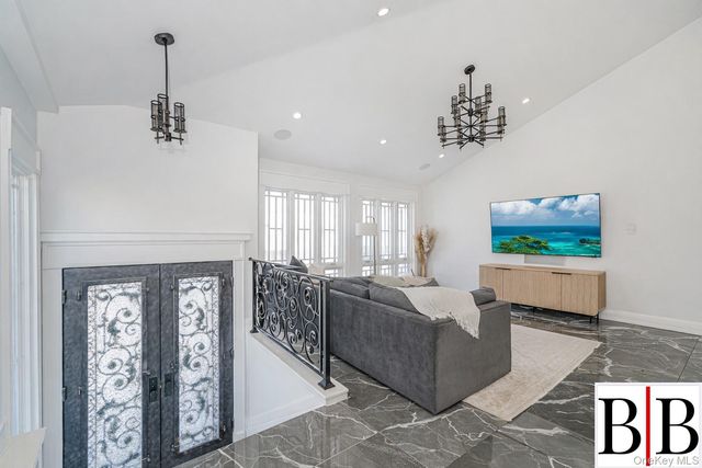 2276 National Drive, Brooklyn, NY 11234