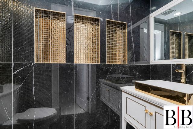 2276 National Drive, Brooklyn, NY 11234