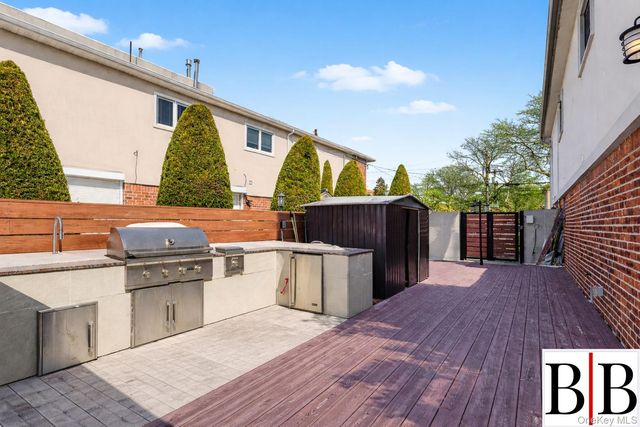 2276 National Drive, Brooklyn, NY 11234