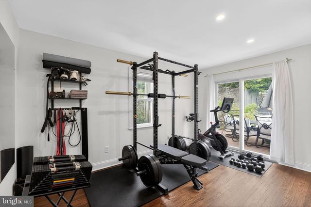 7501 NEWLAND ST, Philadelphia, PA 19128