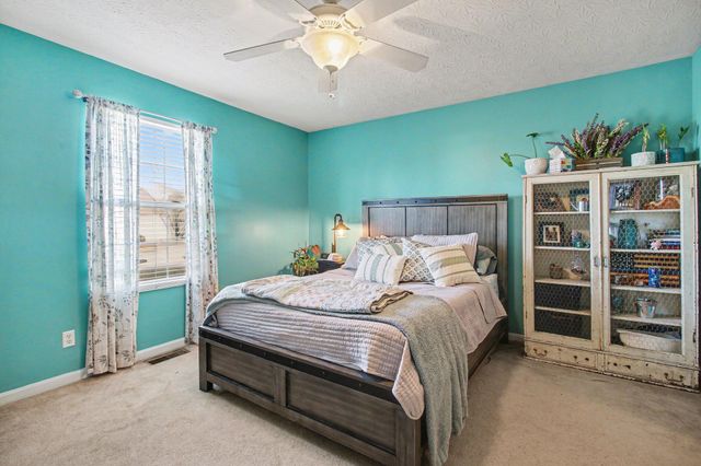 7652 Falls Creek Way, Burlington, KY 41005