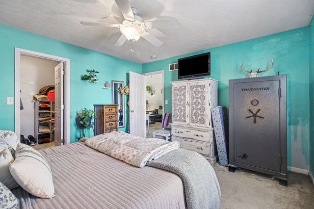 7652 Falls Creek Way, Burlington, KY 41005