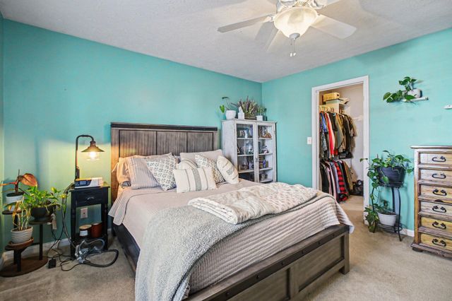 7652 Falls Creek Way, Burlington, KY 41005