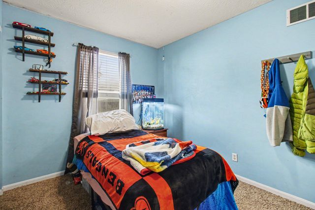 7652 Falls Creek Way, Burlington, KY 41005