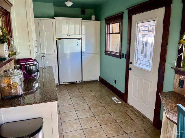 1003 14th Avenue S, Nampa, ID 83651
