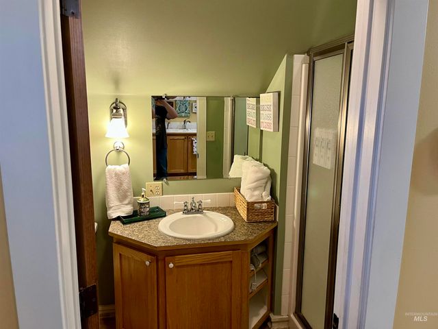 1003 14th Avenue S, Nampa, ID 83651