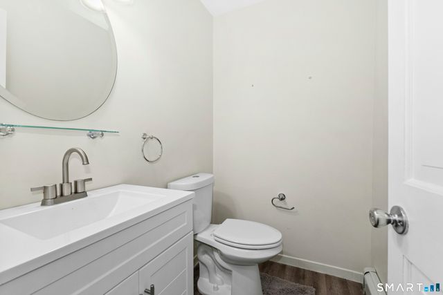 12 Heritage Drive, Danbury, CT 06811