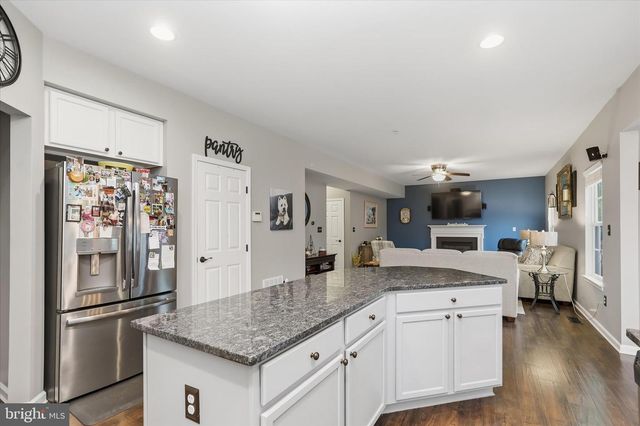 2760 QUANTIM CT, Manchester, MD 21102