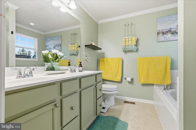 2760 QUANTIM CT, Manchester, MD 21102