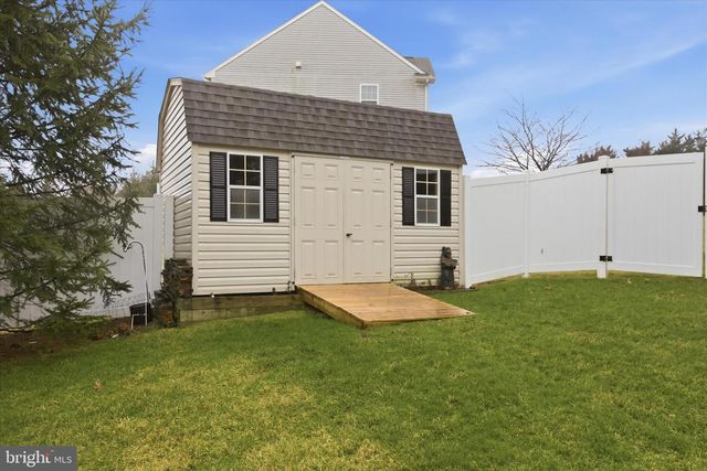 2760 QUANTIM CT, Manchester, MD 21102