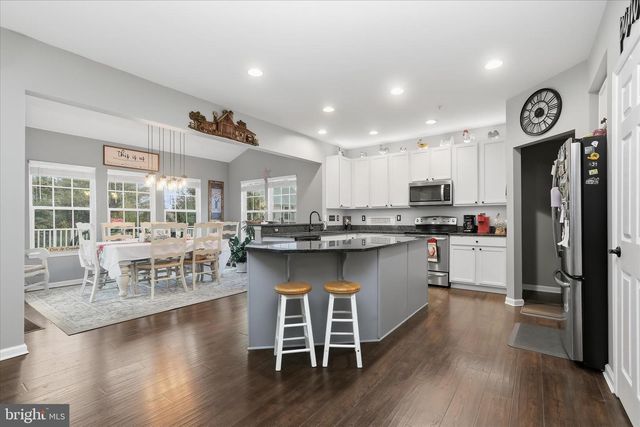 2760 QUANTIM CT, Manchester, MD 21102