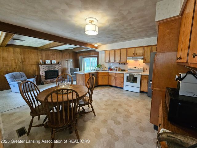 2835 Fontaine Trail, Holt, MI 48842