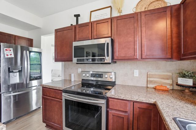 163 Terrier Court, Pataskala, OH 43062